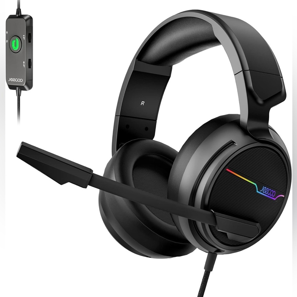 Jeecoo 7.1 Surround Sound Gaming headset with soft ear pads. New in box.